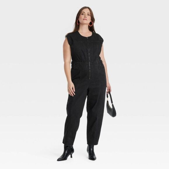 Universal Thread - Women's Tailored Denim Jumpsuit - Universal Thread Black - Picture 3 of 3